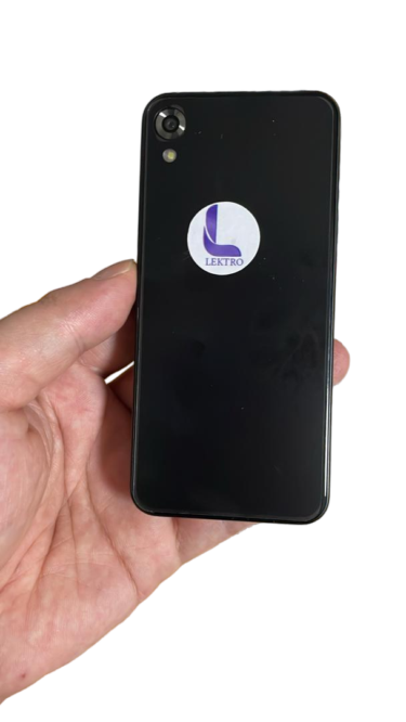 Artificial intelligence Lektro Z6 voice translator - works without internet!