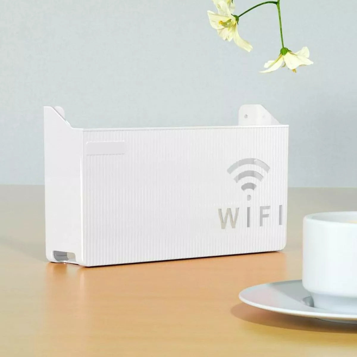 Sieninė lentyna Wi-Fi maršrutizatoriui (Balta)